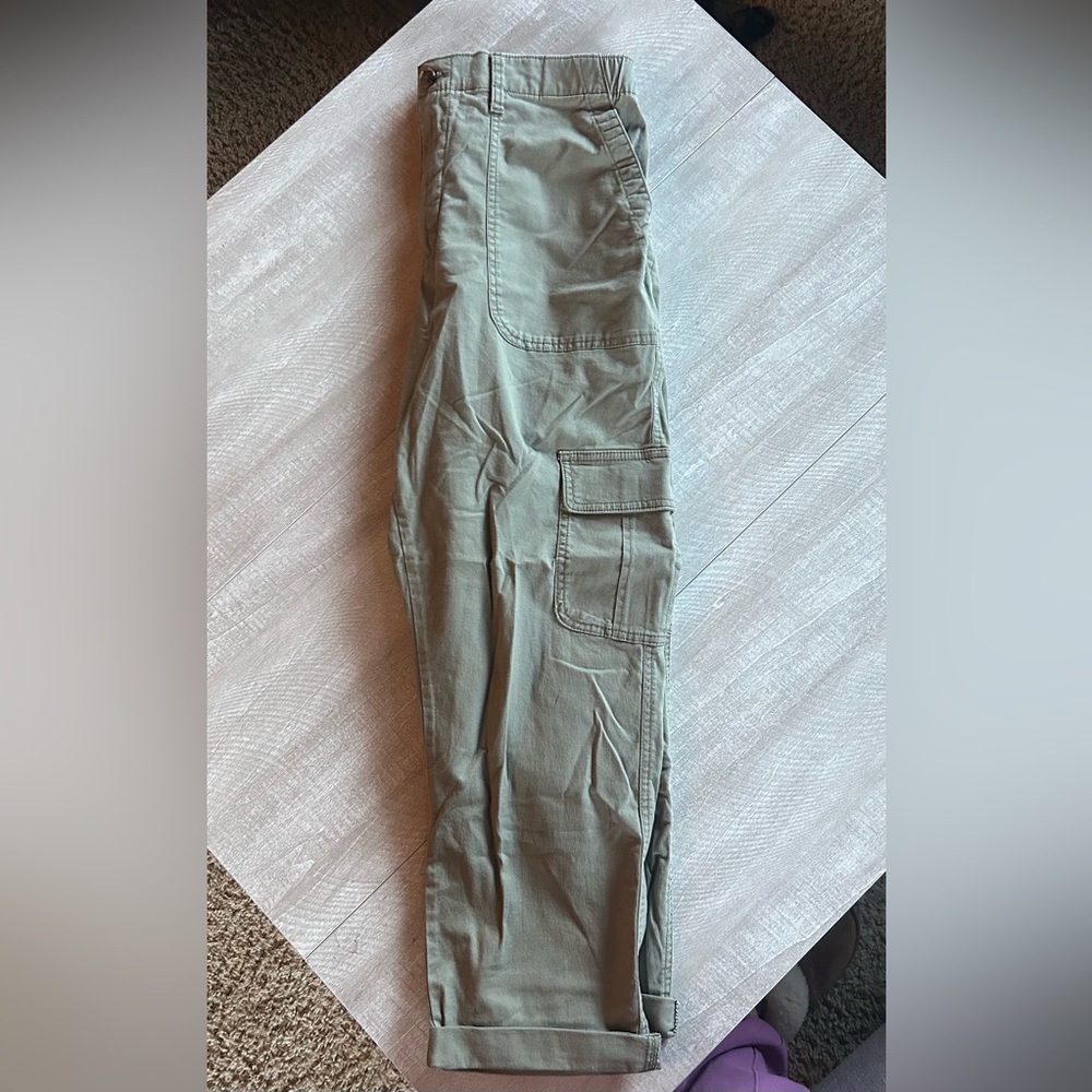 Old Navy Sage Green OG Chino Pants